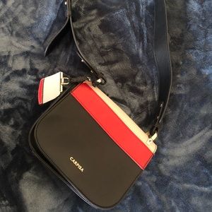 Carpisa body cross bag